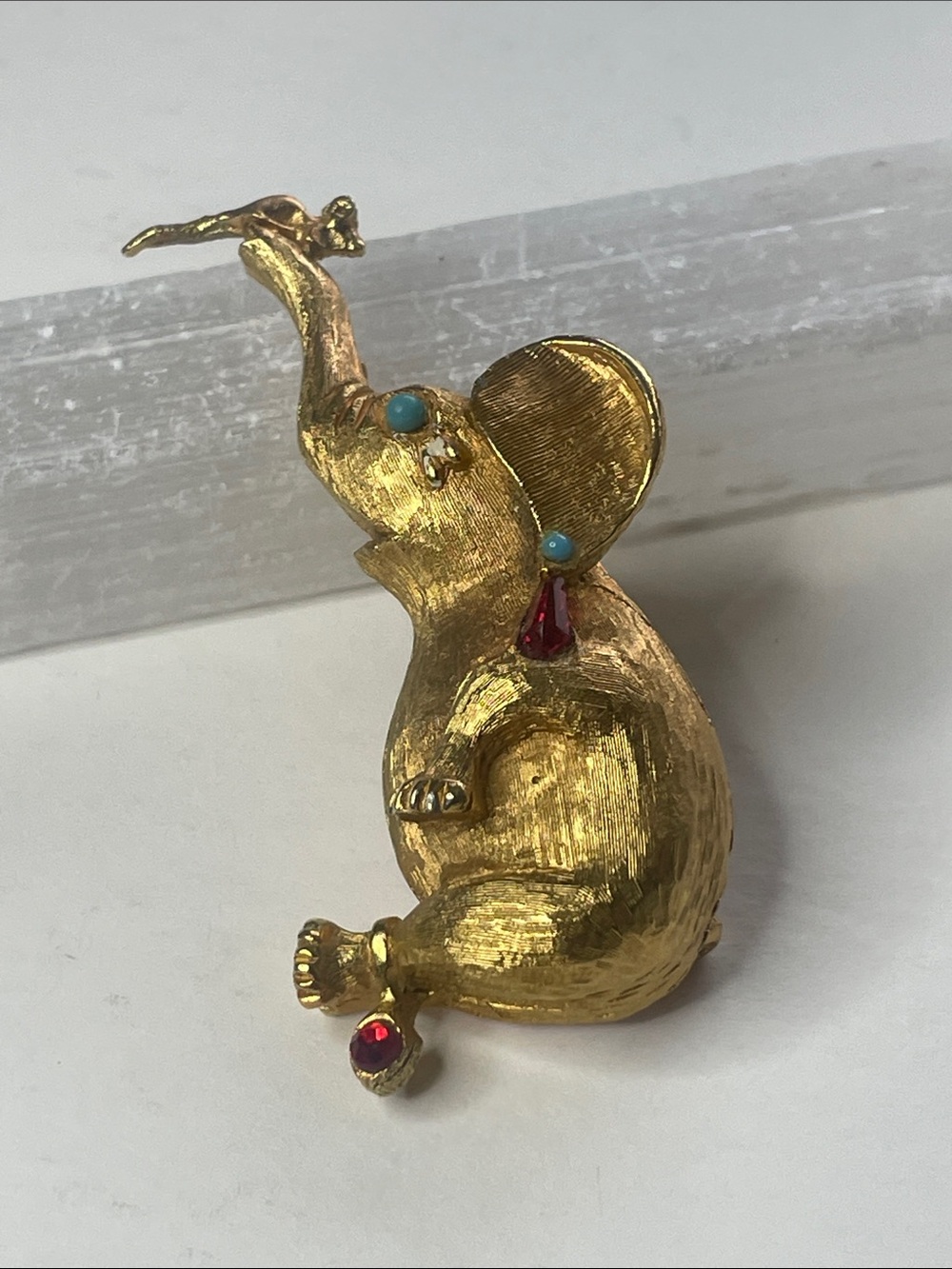 Vintage Signed Hattie Carnegie Brushed Gold Tone Elephant & Mouse Brooch